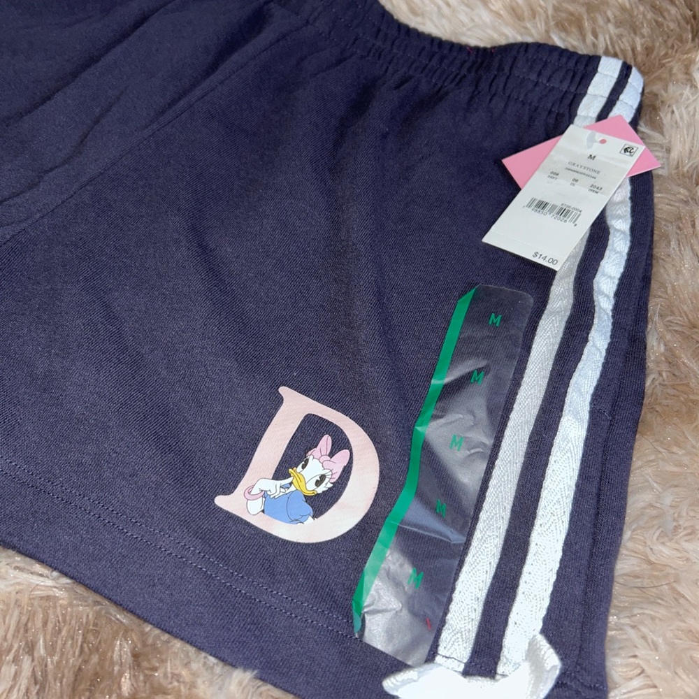 NWT Disney, Pull-On Elastic Waist Daisy Duck Shorts Pockets, Women’s Juniors